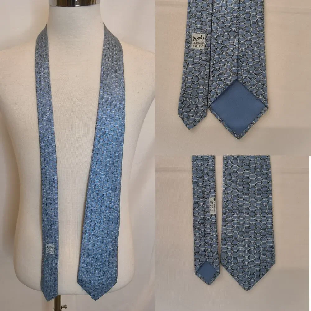 Hermes Blue Chaine d'Ancre H Pattern 100% Silk Tie Made in France #W5220